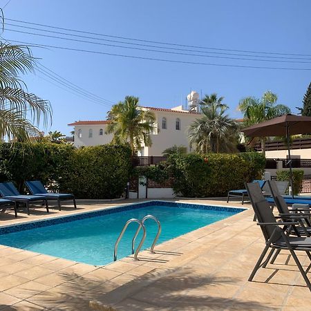 Coral Bay Sunbeam Villa Екстериор снимка