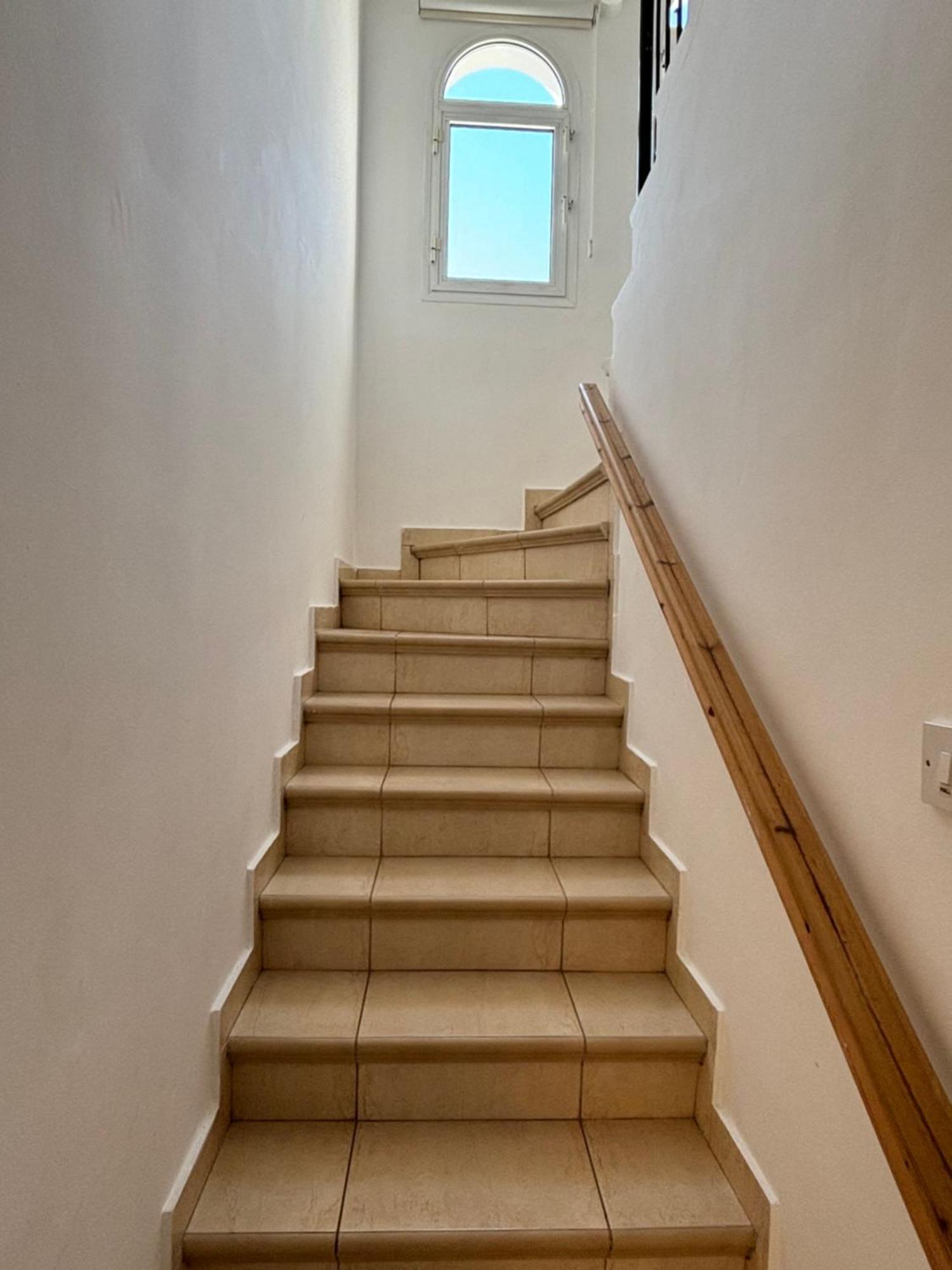 Coral Bay Sunbeam Villa Екстериор снимка