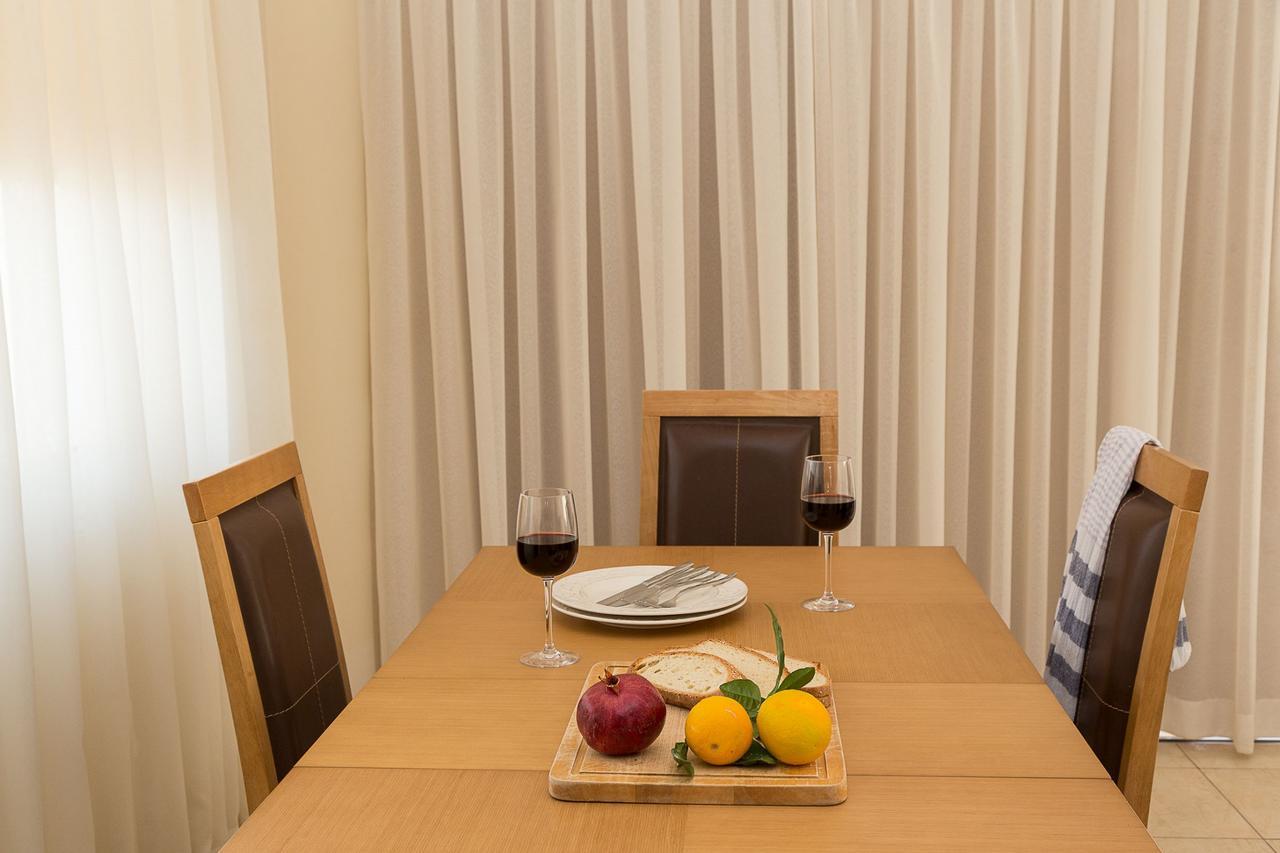 Coral Bay Sunbeam Villa Екстериор снимка